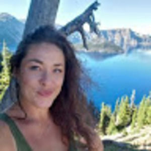 Meet your Posher, Jaqueline